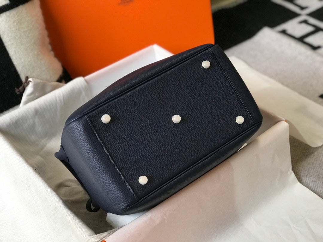HM LINDY 26 BAG NAVY TAURILLON CLEMENCE LEATHER