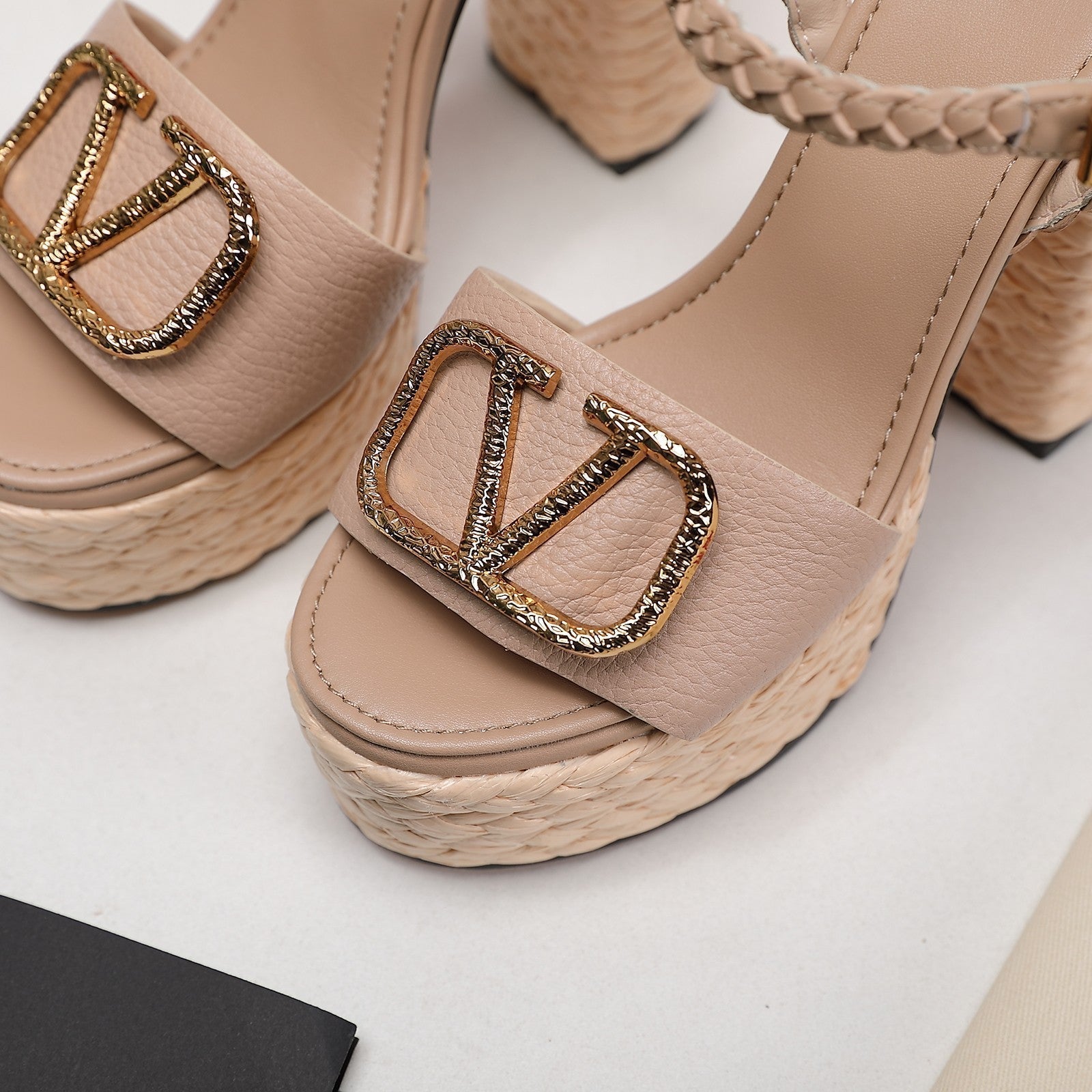 VT 25 Platform Sandals Nude Cowhide Espadrilles