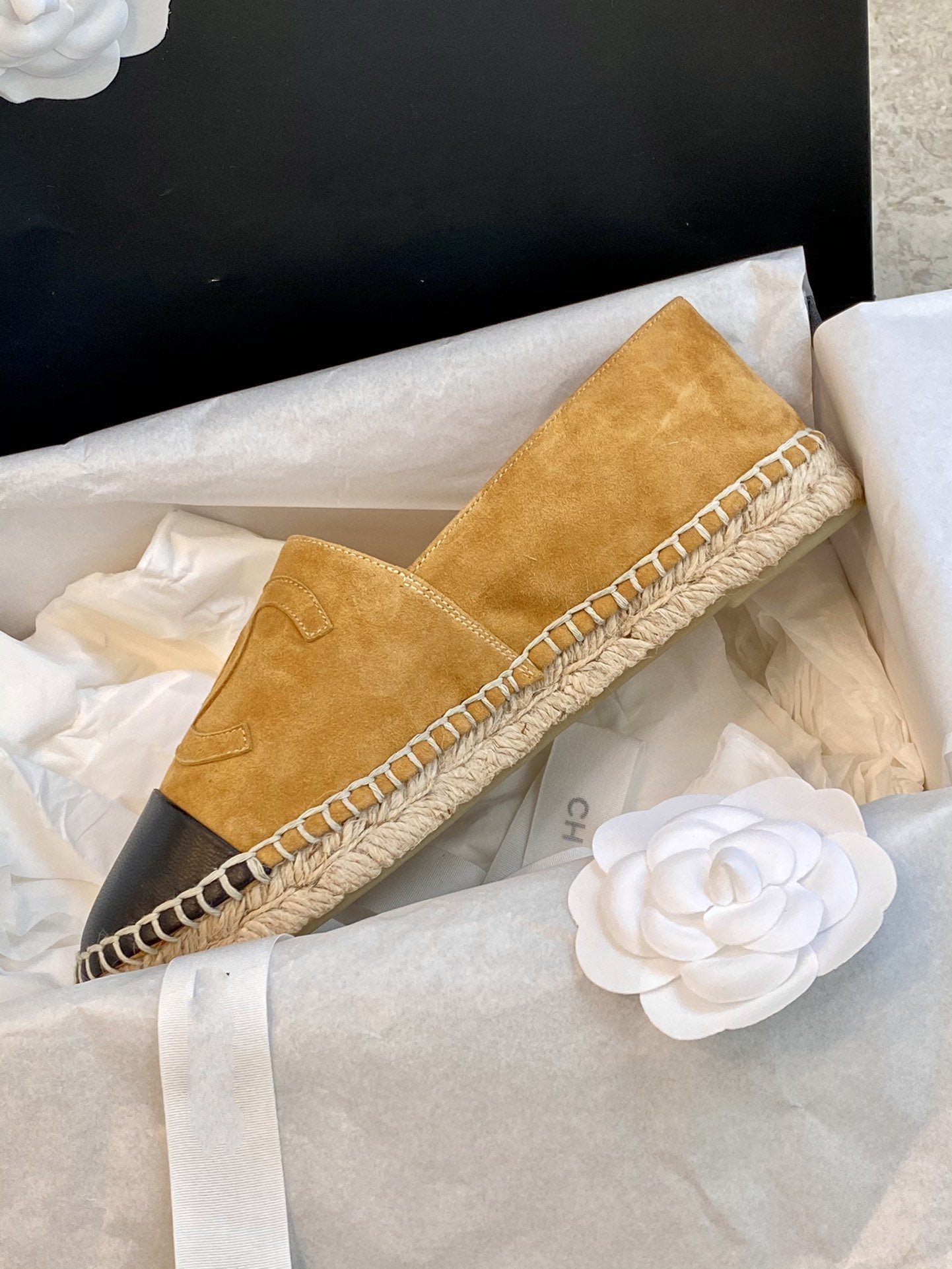 espadrilles dark beige suede black lambskin