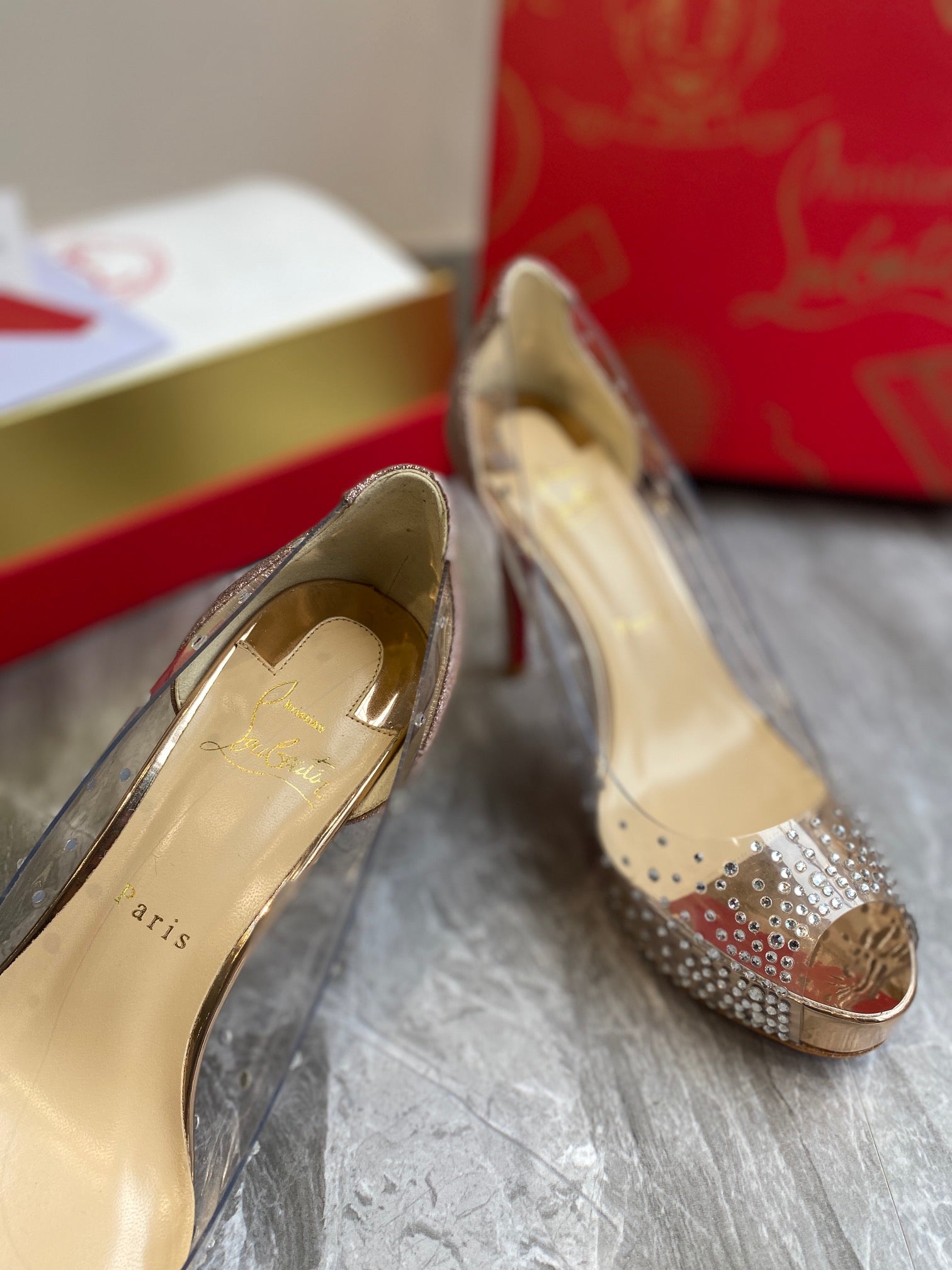 CL Very Strass Peep Toe Pumps 100mm PVC and Glitter Gold