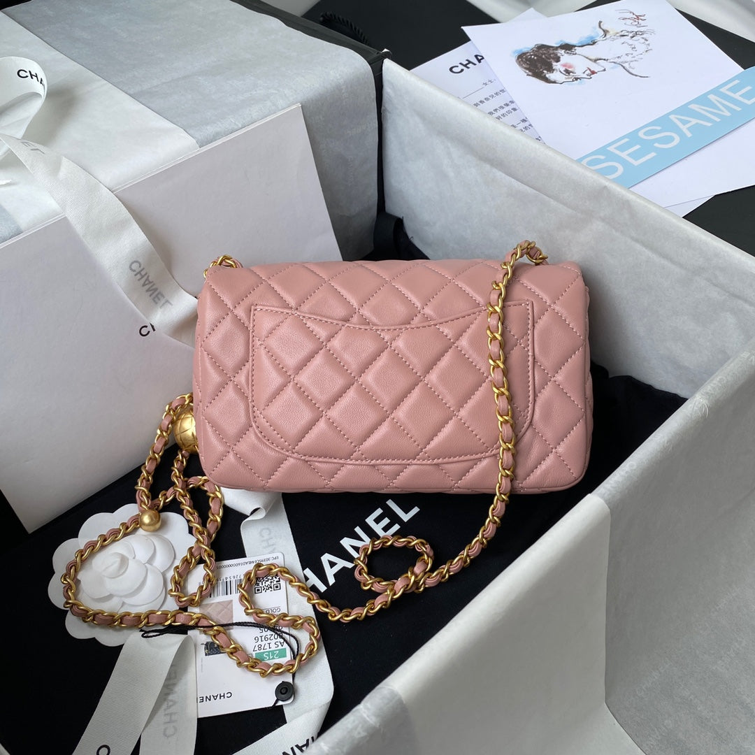 Classic Mini Flap Bag 20cm Pink Lambskin Gold Hardware