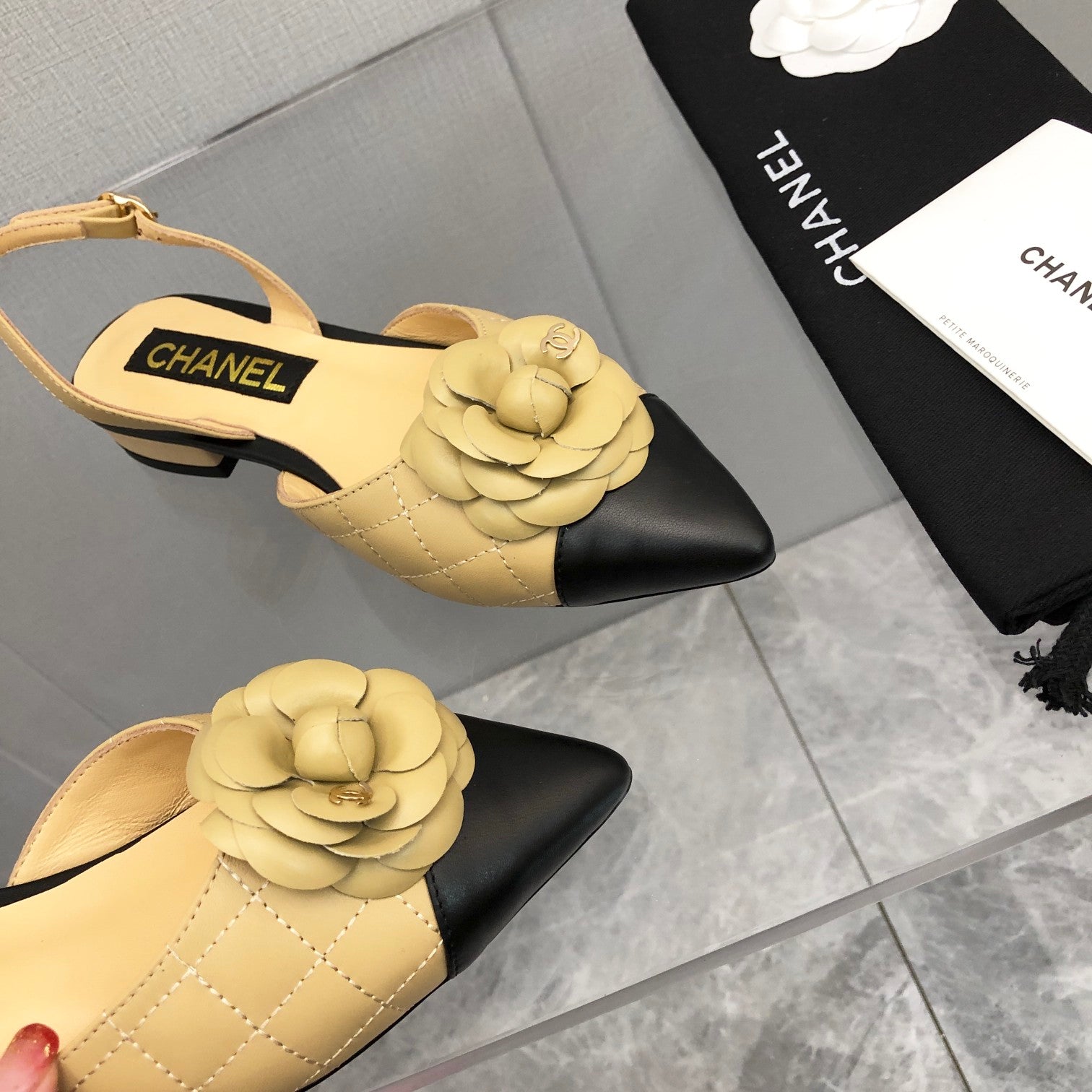 CC 25C 2CM Slingback Flats Buff Yellow Leather 213239