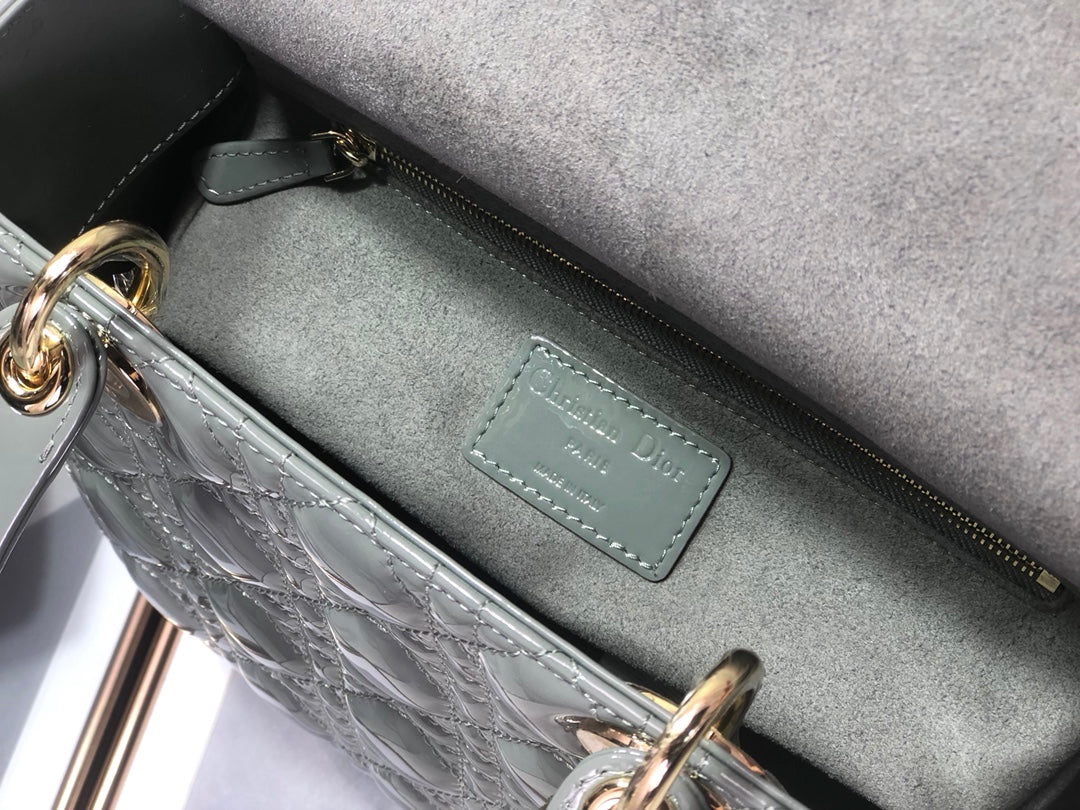 medium lady 24 grey patent calfskin