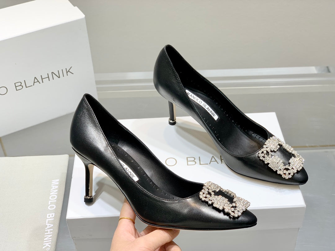 Manolo Snowflake Buckle Pumps Black Cowhide 204508