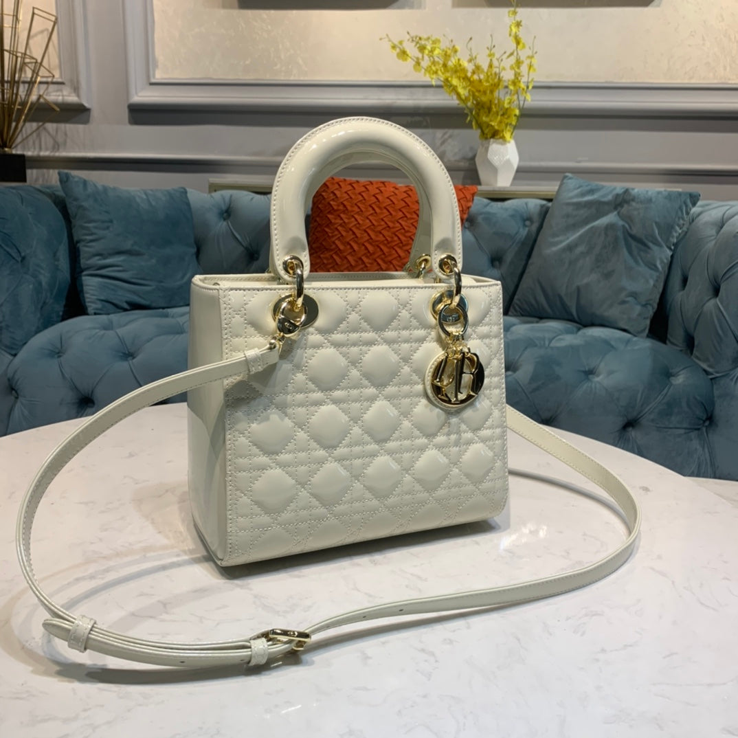 medium lady 24 white lambskin