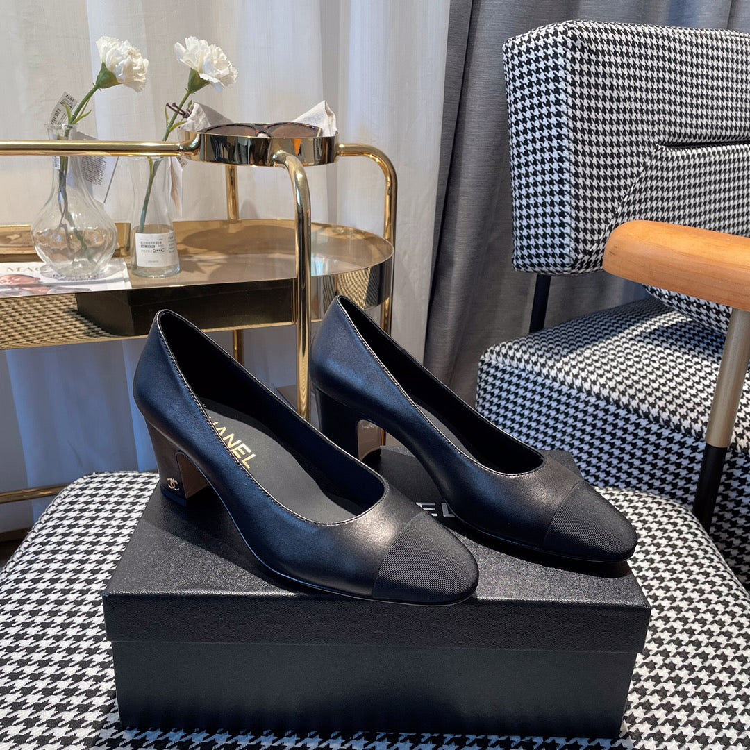 CC Pumps 65MM In Black Lambskin 144343