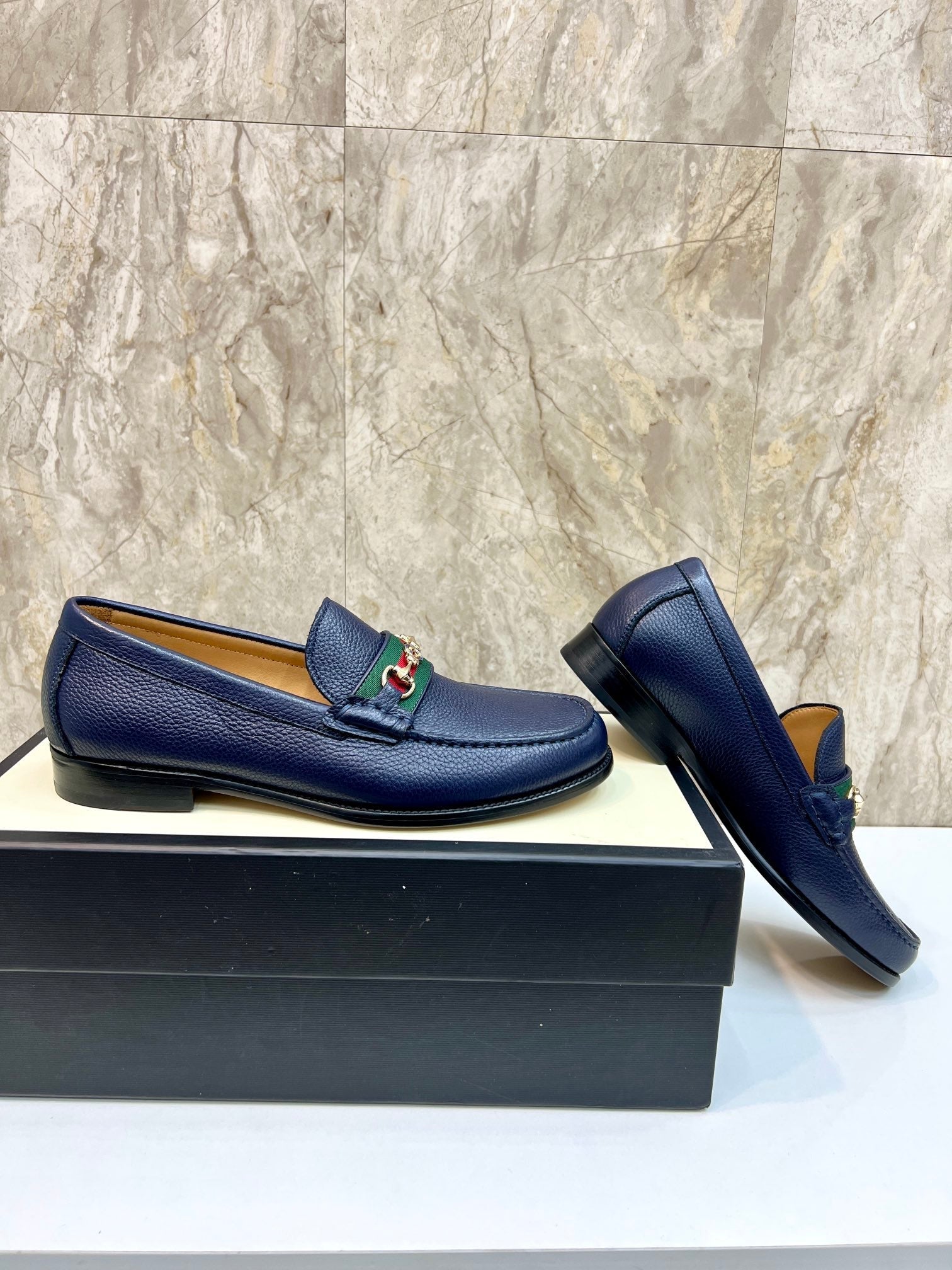 GG Men's Loafer Blue Water-Dyed Cowhide 522526