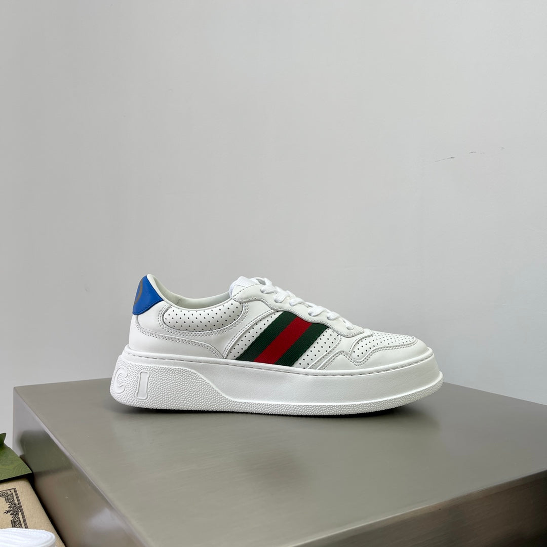 GG Men's ACE Sneaker White Calfskin 536967