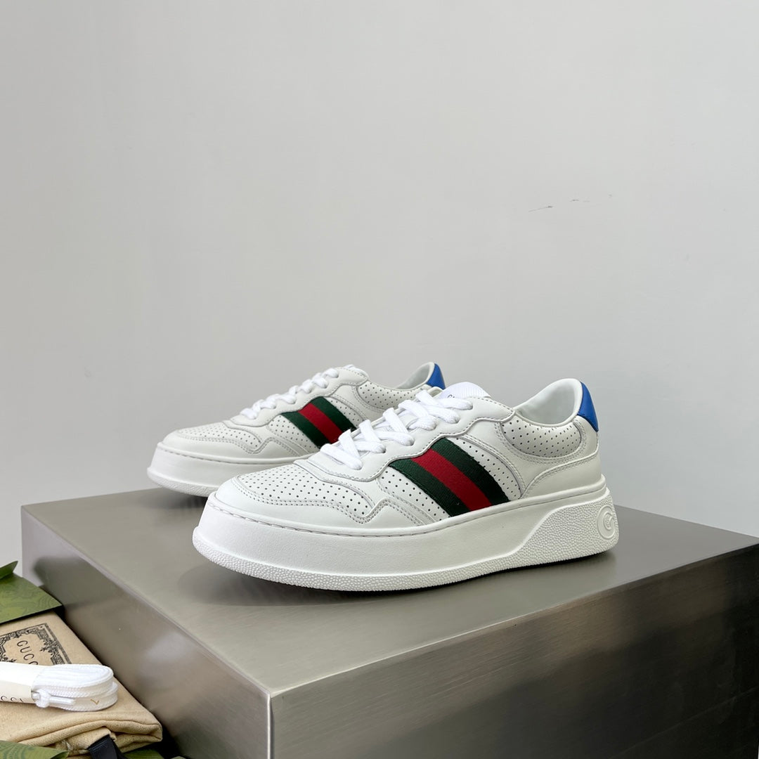 GG Men's ACE Sneaker White Calfskin 536967