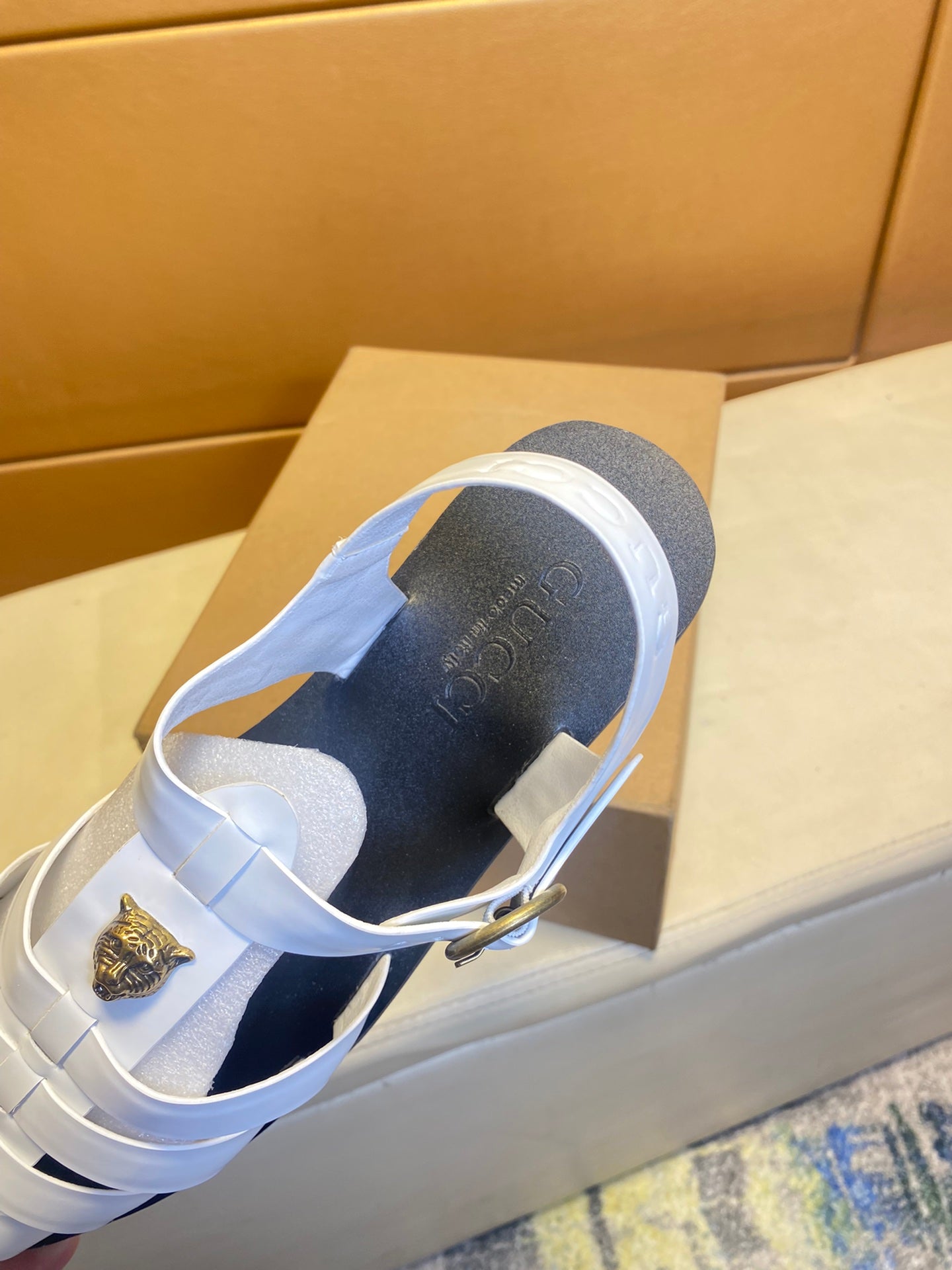 GG Men's Sandals White Cowhide 743277