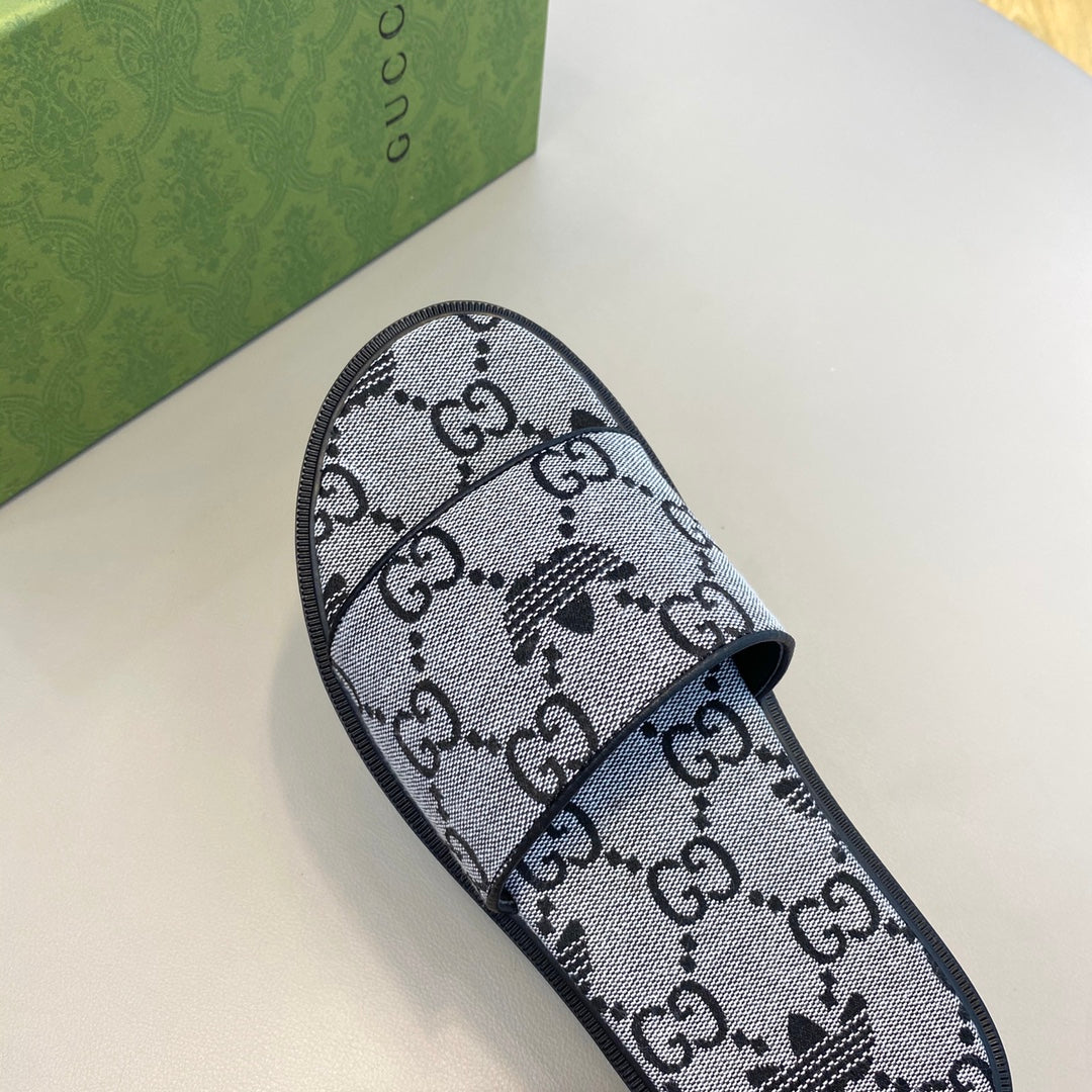 GG x Adidas Men's Slide Grey Canvas 558902