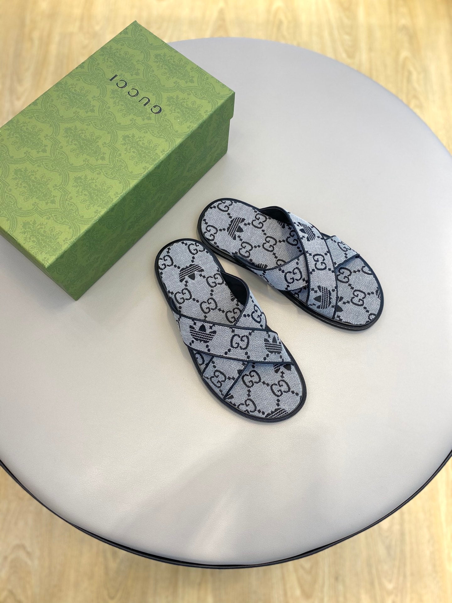 GG x Adidas Men's Sandals Slide Grey Canvas 558900