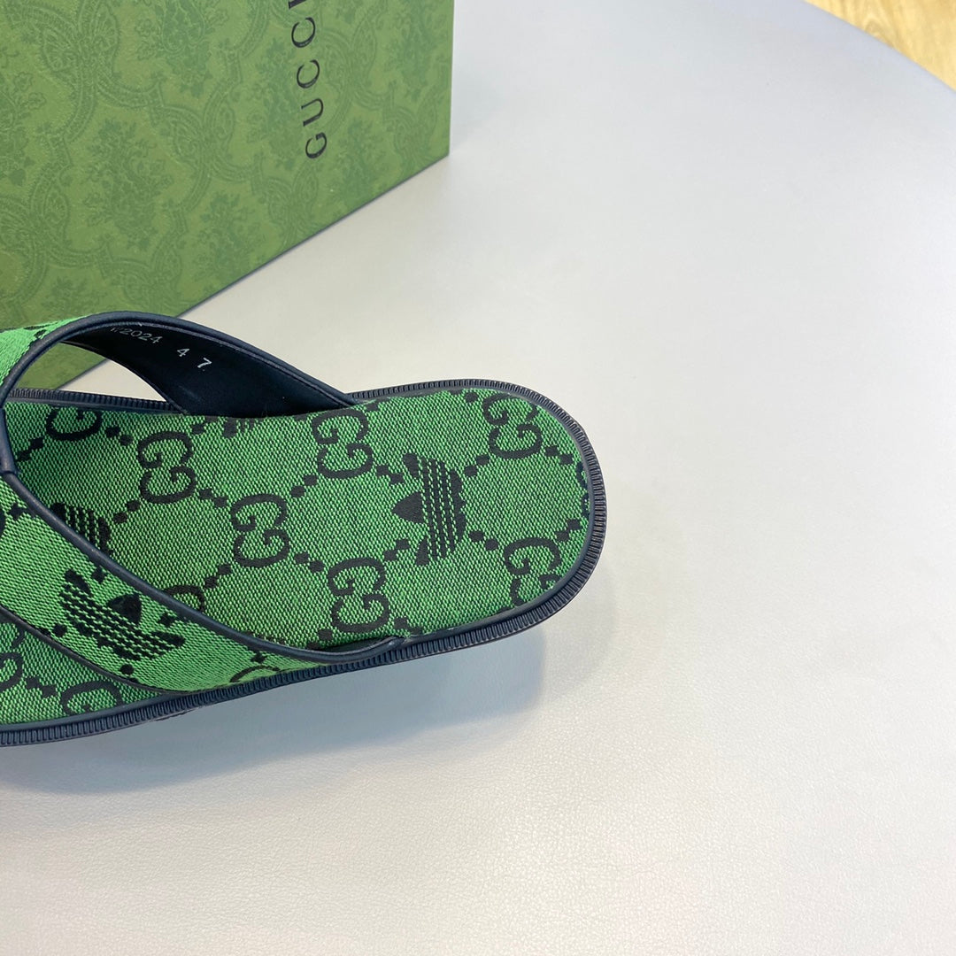 GG x Adidas Men's Thong Sandals Green Canvas 558903