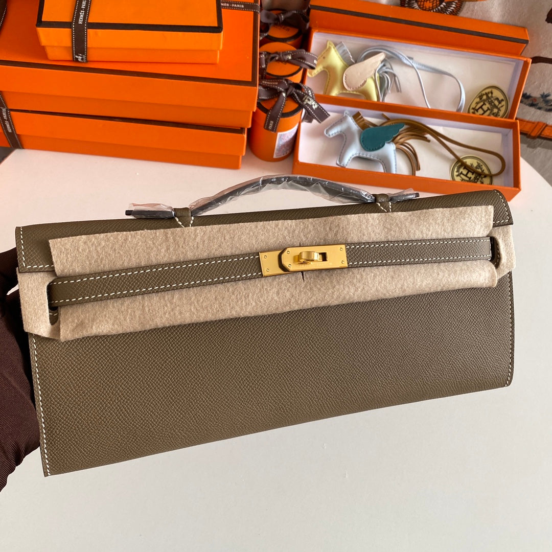 HM Kelly Cut 31 Etoupe  Epsom Leather Gold Hardware 229054