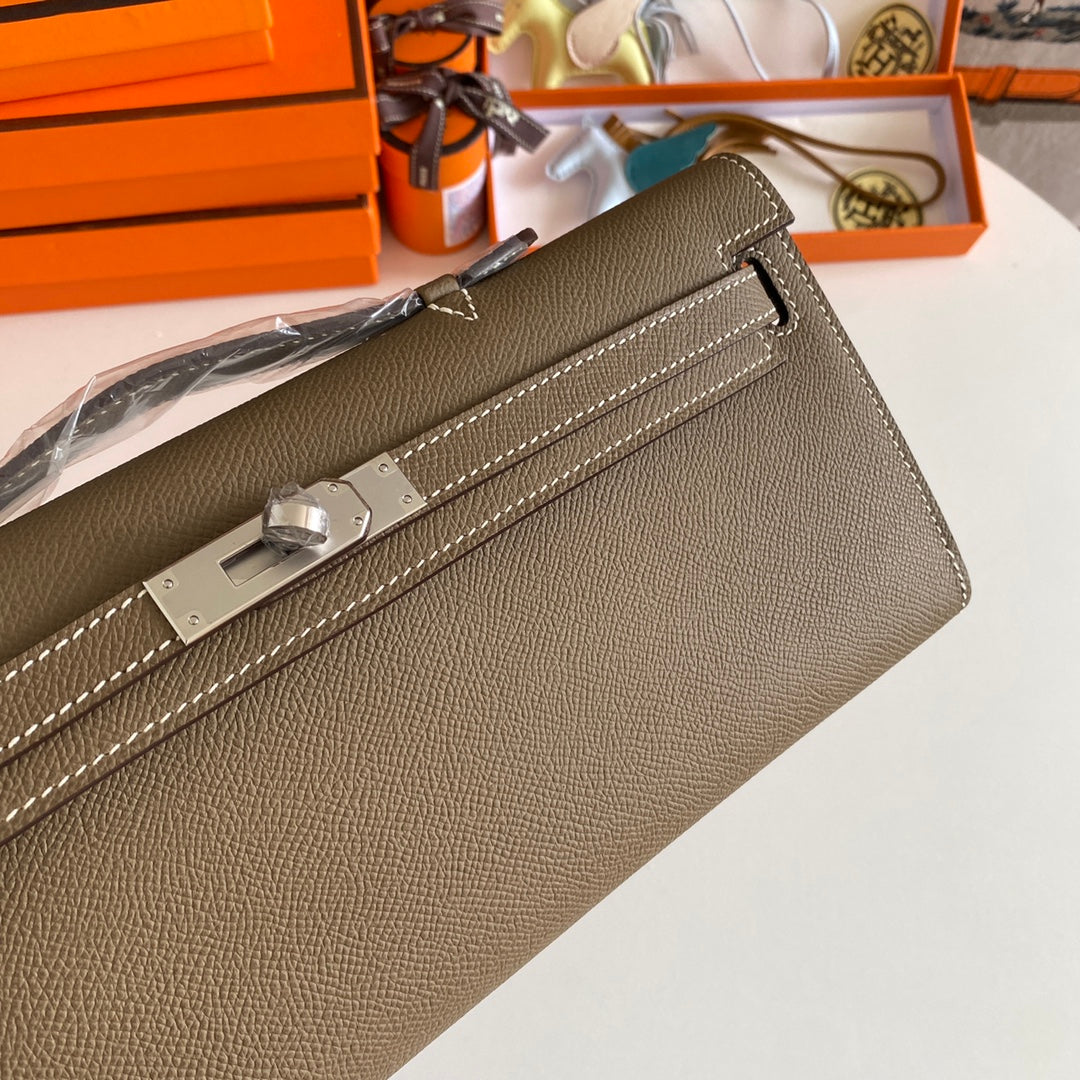 HM Kelly Cut 31 Etoupe  Epsom Leather Silver Hardware 229055