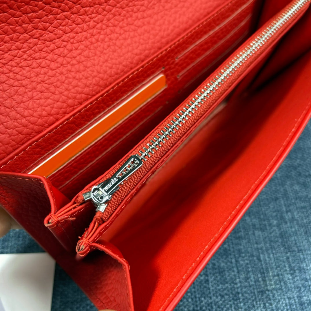 HM CLUTCH CONSTANCE 22 RED CALFSKIN SILVER HARDWARE