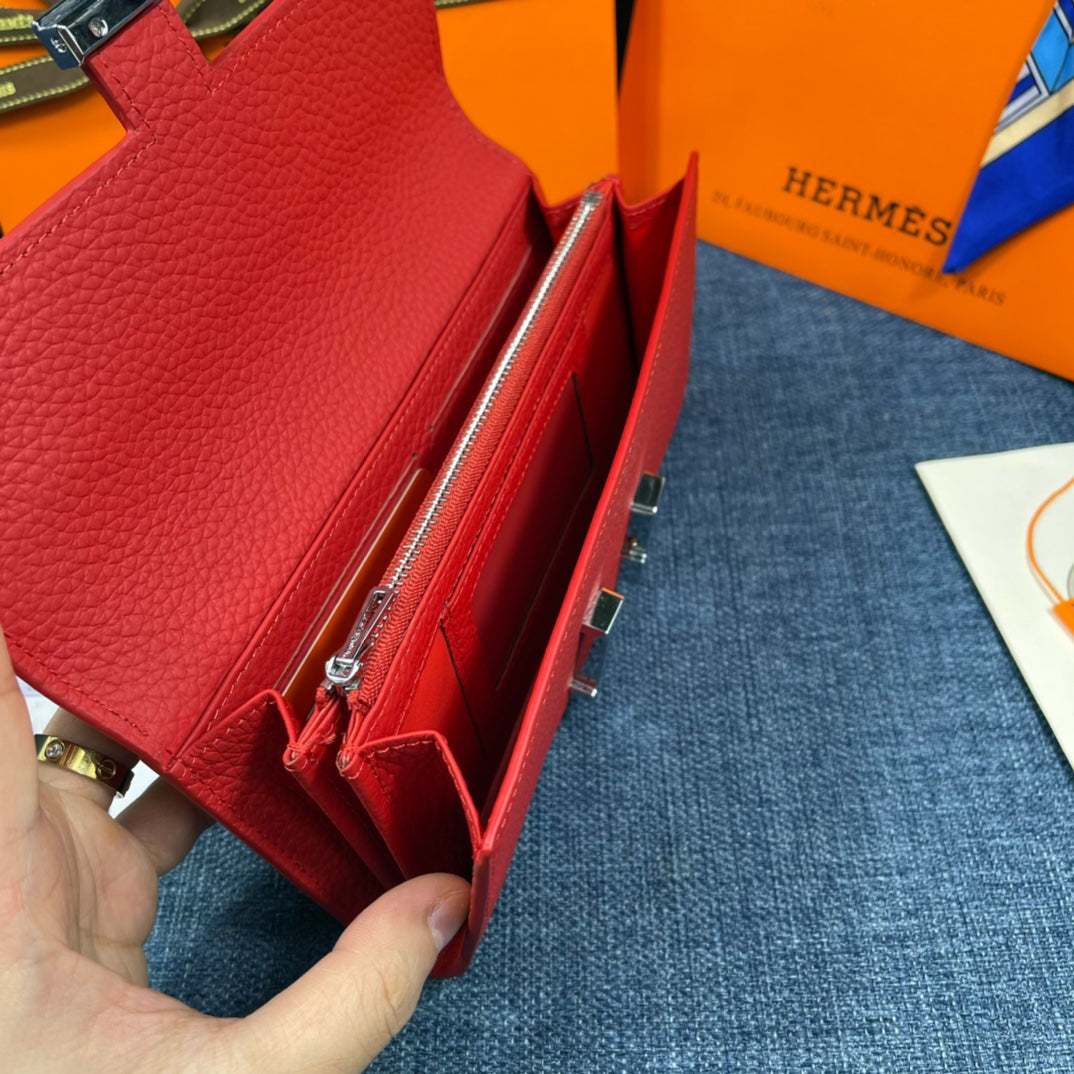 HM CLUTCH CONSTANCE 22 RED CALFSKIN SILVER HARDWARE