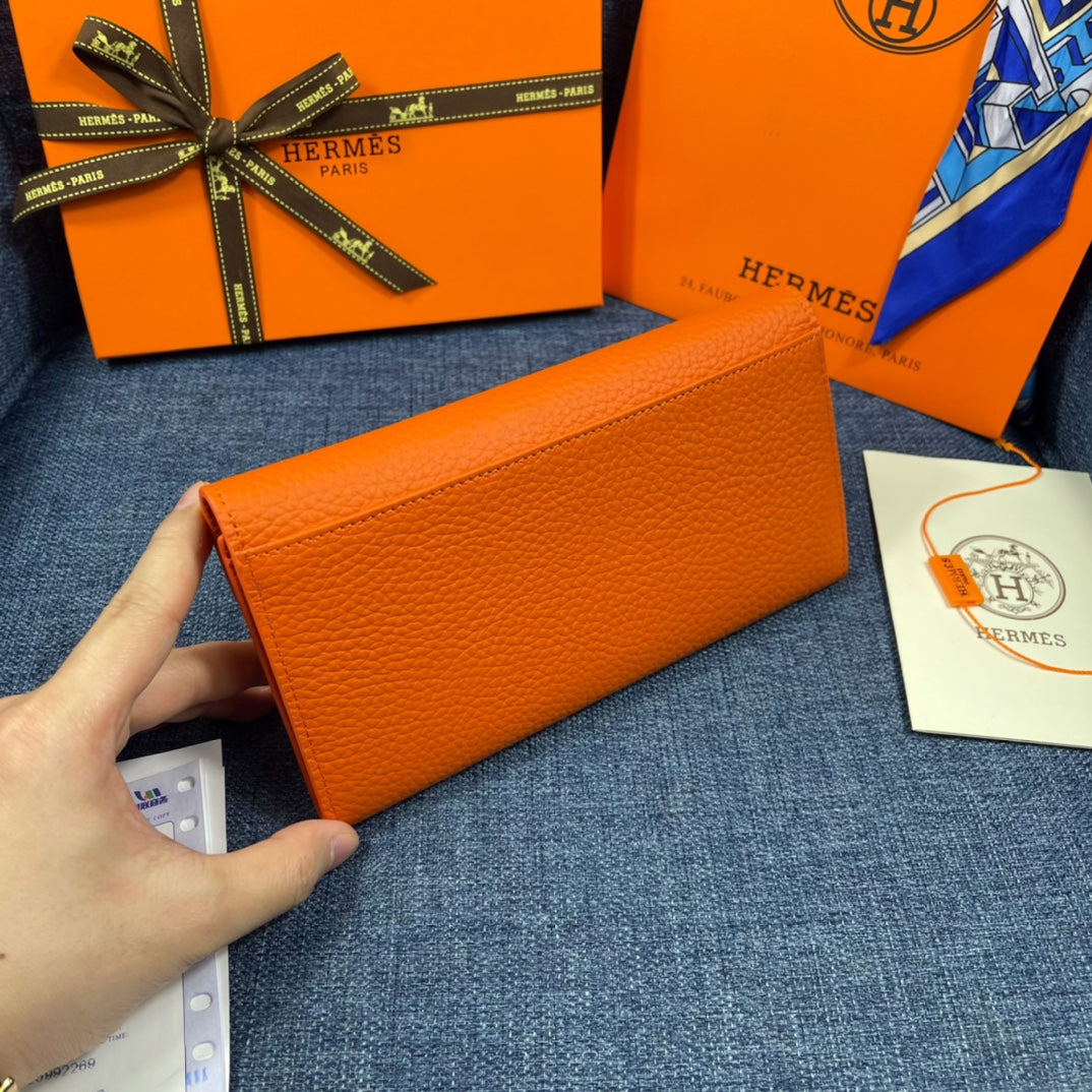 HM CLUTCH CONSTANCE 22 ORANGE CALFSKIN SILVER HARDWARE