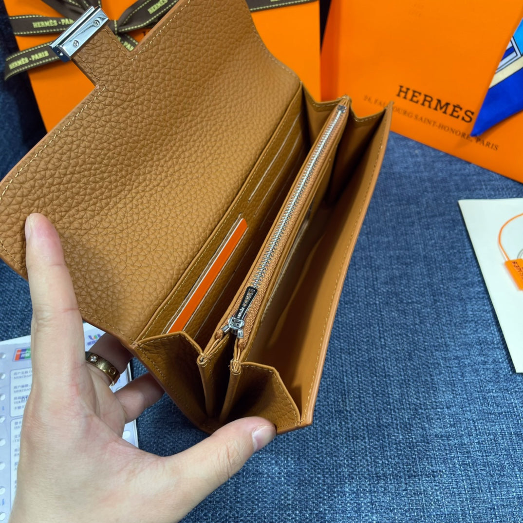 HM CLUTCH CONSTANCE 22 BRONZE CALFSKIN SILVER HARDWARE