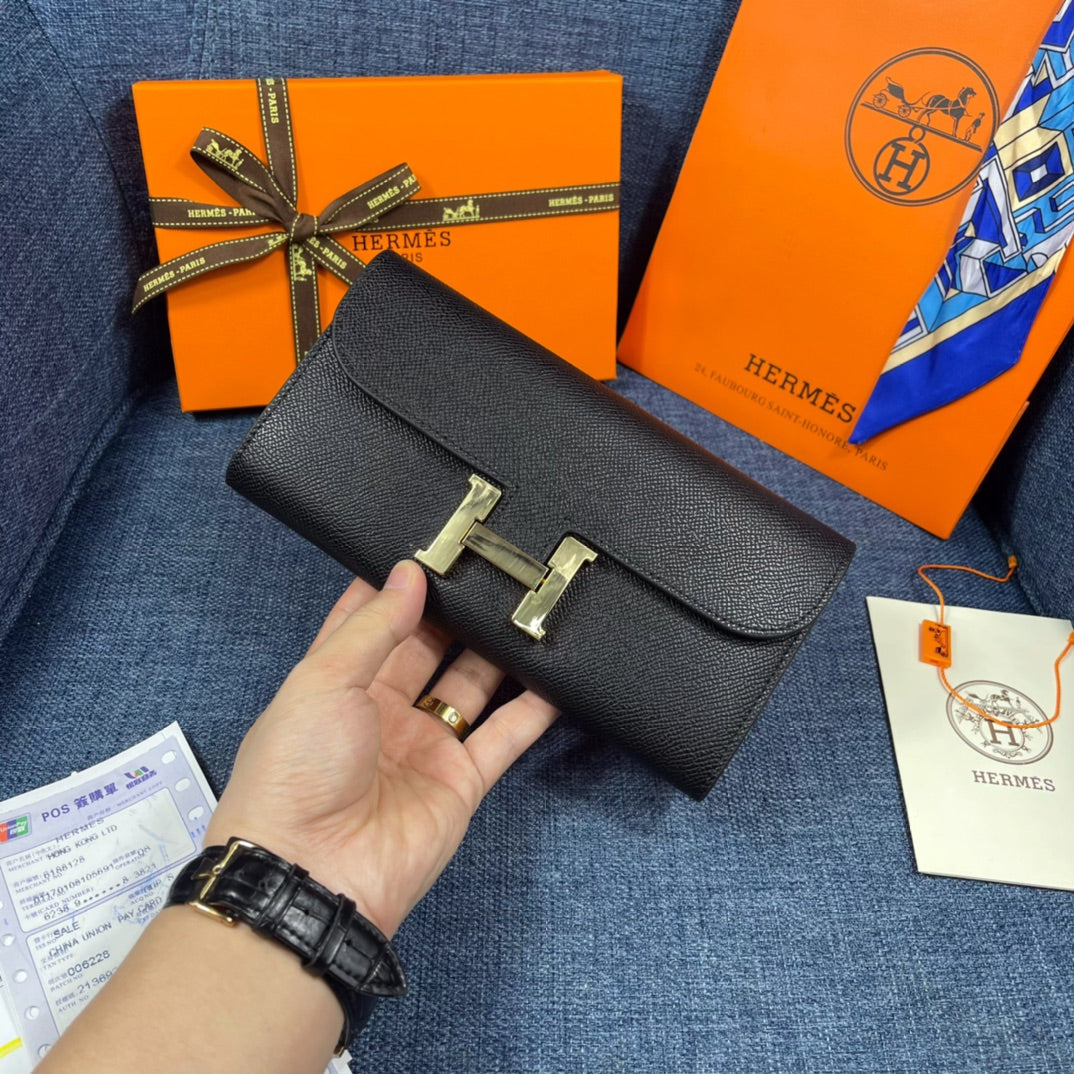 HM CLUTCH CONSTANCE 22 BLACK CALFSKIN GOLD HARDWARE