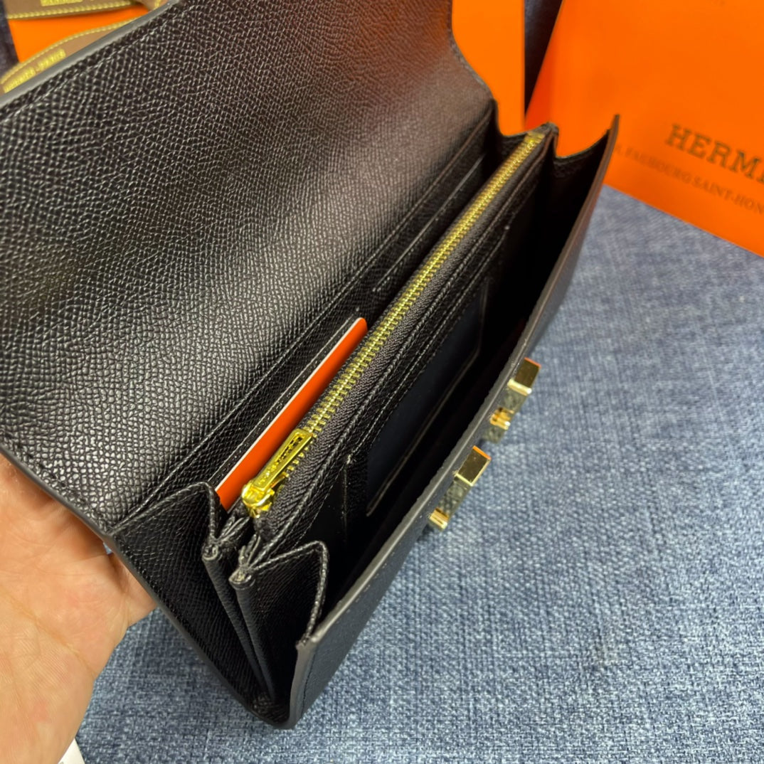 HM CLUTCH CONSTANCE 22 BLACK CALFSKIN GOLD HARDWARE