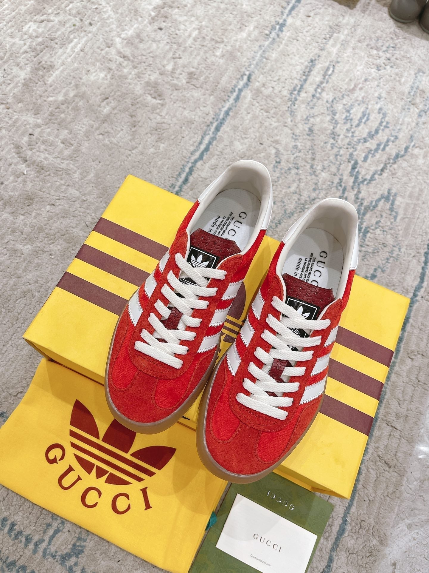 GG & ADIDAS GAZELLE SNEAKER RED SUEDE