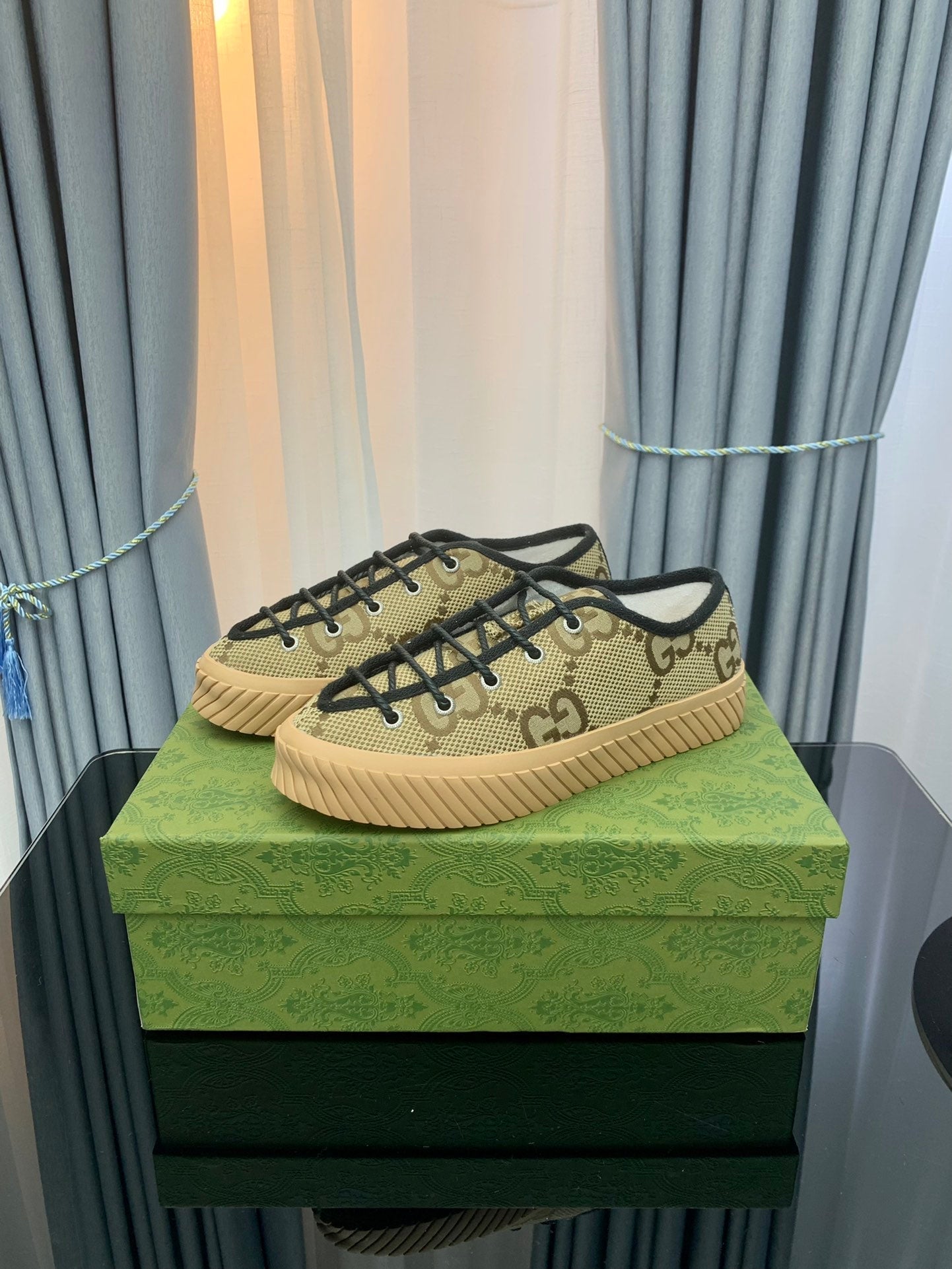 GG UNIQUE SNEAKER THICK-SOLE STRAW COLOR CANVAS