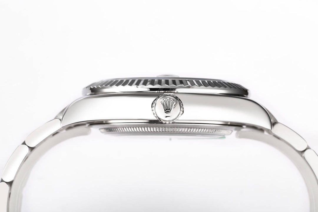 Rolex Sky-Dweller 42mm Silver Black Dial