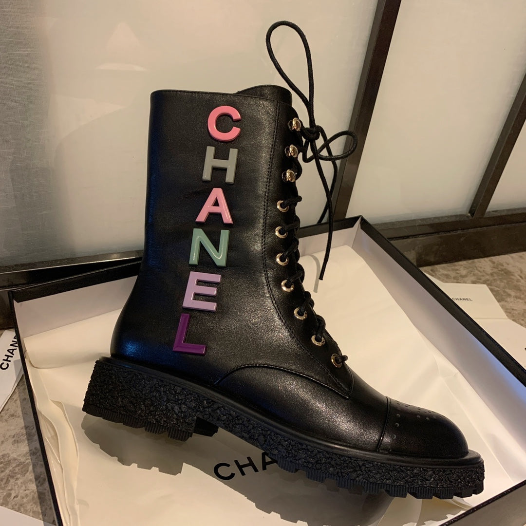 CC Short Boots 40mm In Black Calfskin 940067