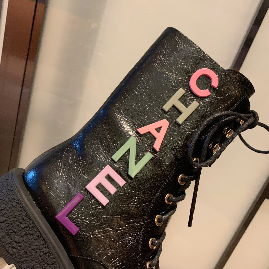 CC Short Boots 40mm In Black Wrinkled Calfskin 940068