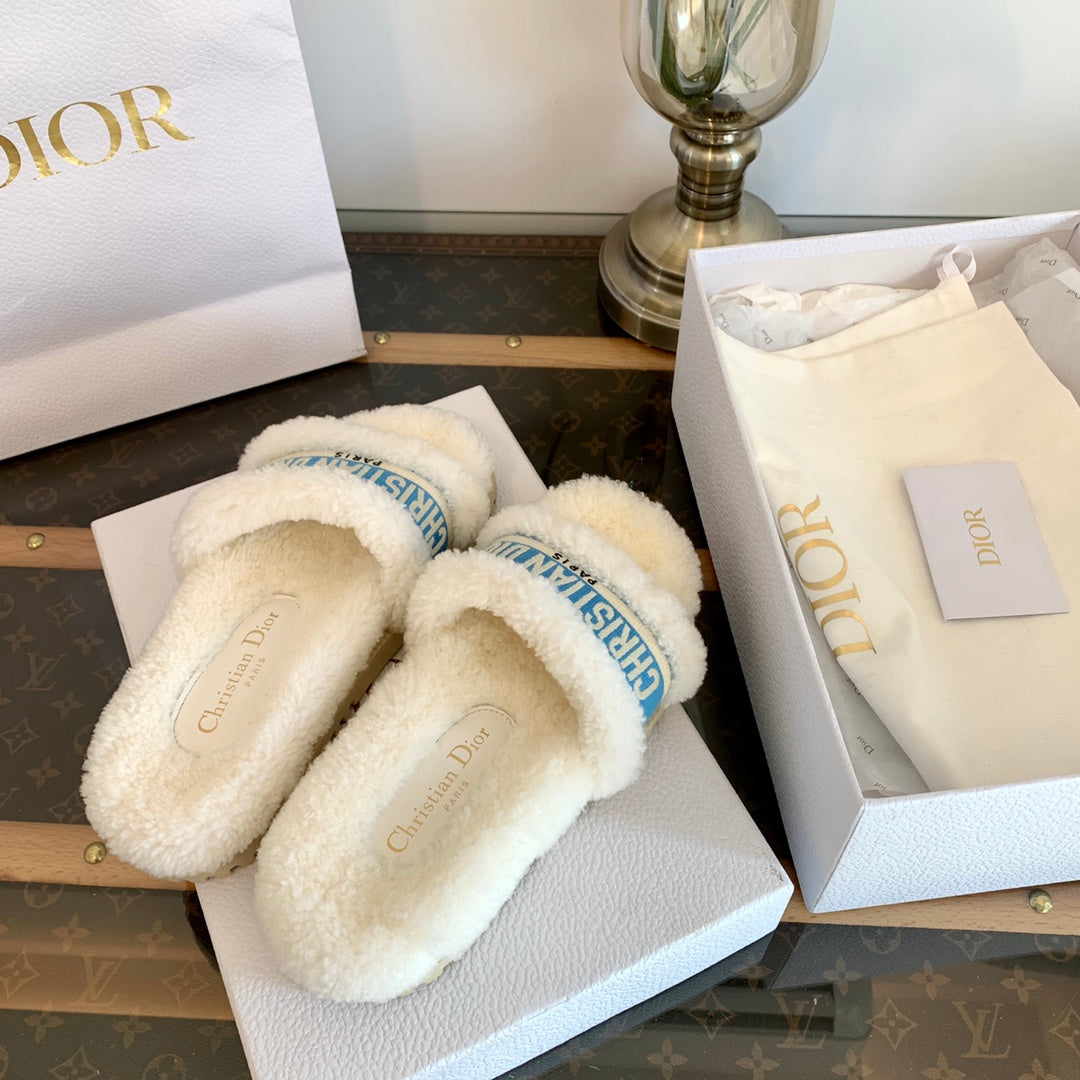 CD Dway Slide Blue White Wool Fleece Lining And Canvas Fabric