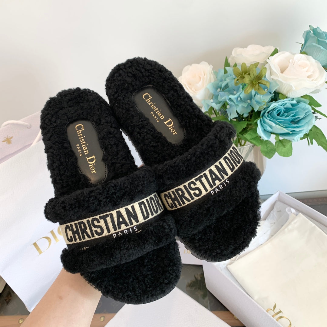 CD Dway Slide Black Wool Fleece Lining And Canvas Fabric