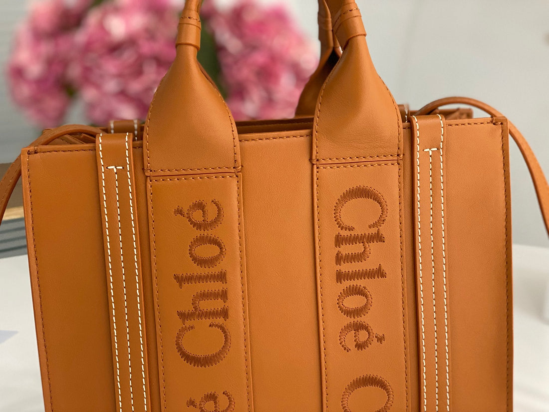 Chloé Woody small tote bag brown calfskin