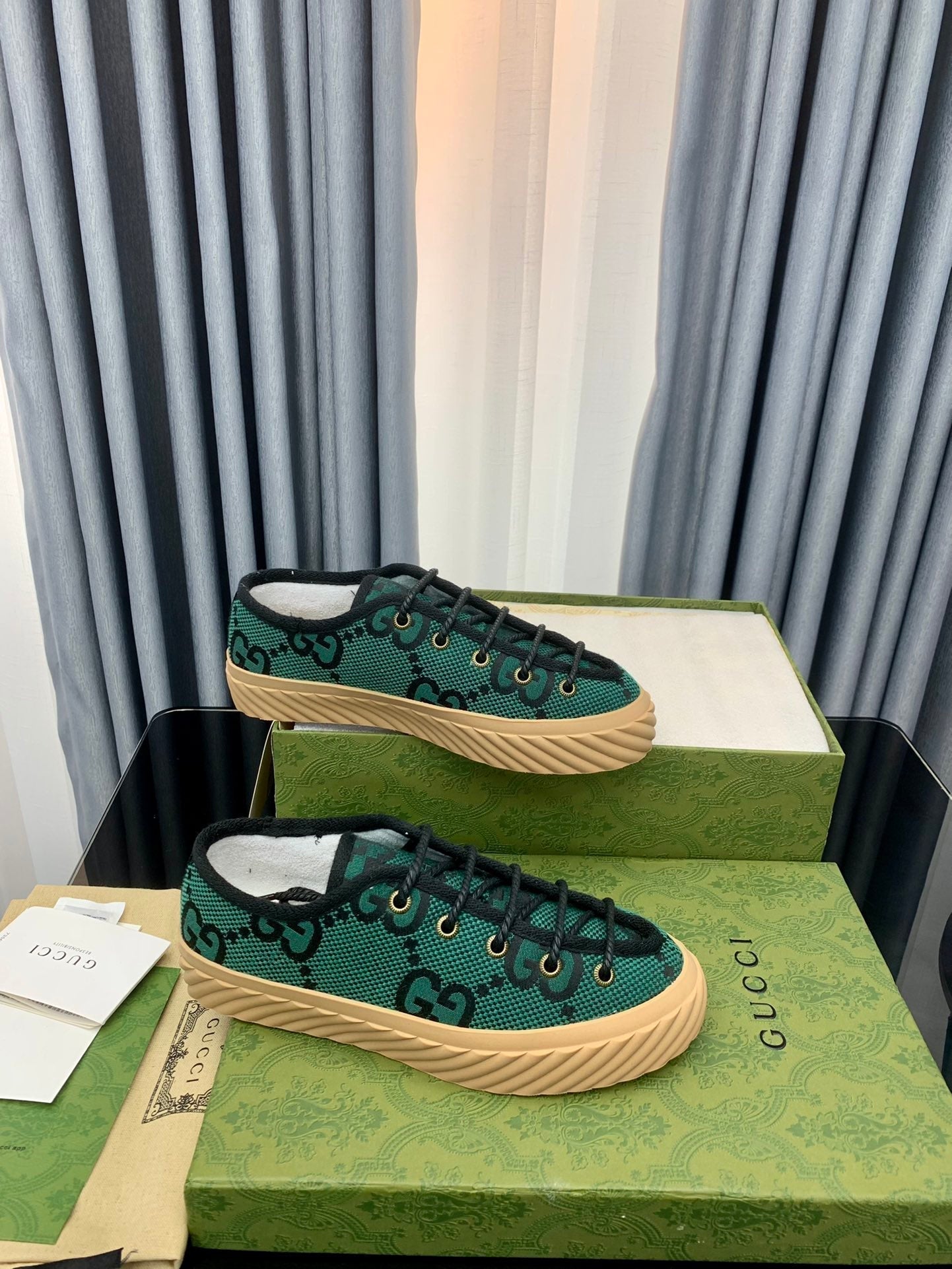 GG UNIQUE SNEAKER THICK-SOLE CASTLETON GREEN CANVAS