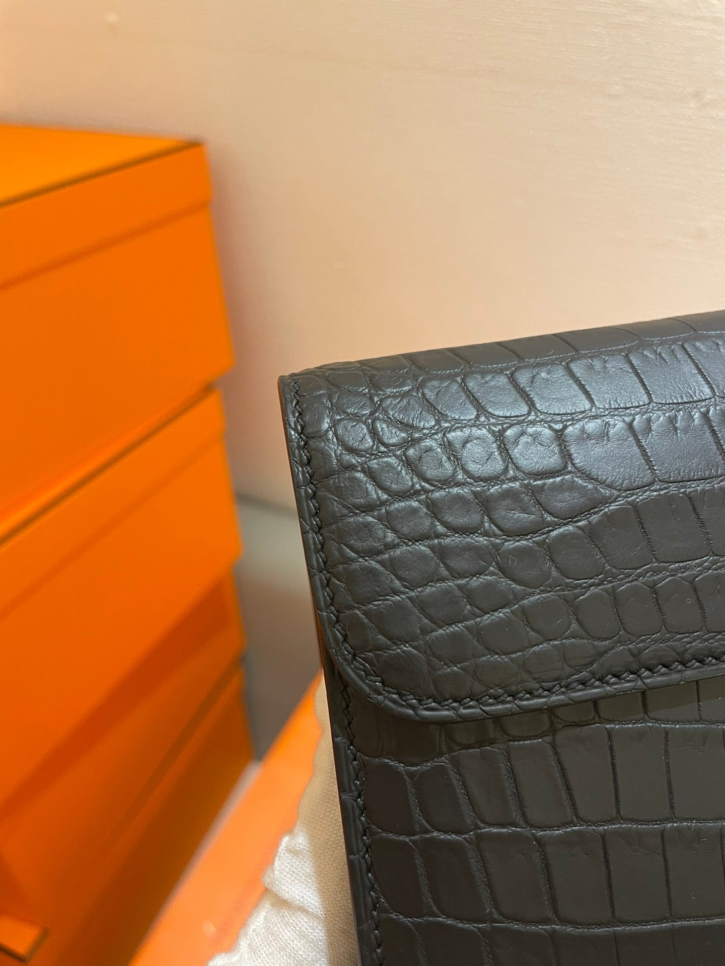 HM CLUTCH CONSTANCE 20.5 BLACK CROCODILE SKIN