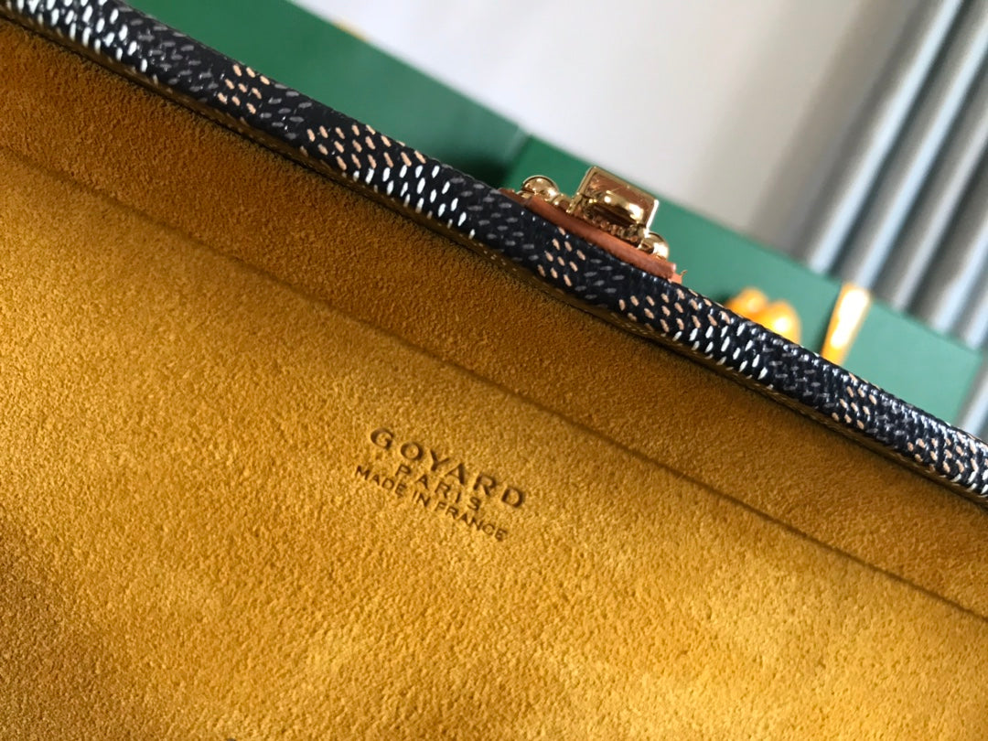GRAND HÃ”TEL TRUNK BAG 24 IN BLACK GOYARDINE CANVAS AND TAN CALFSKIN