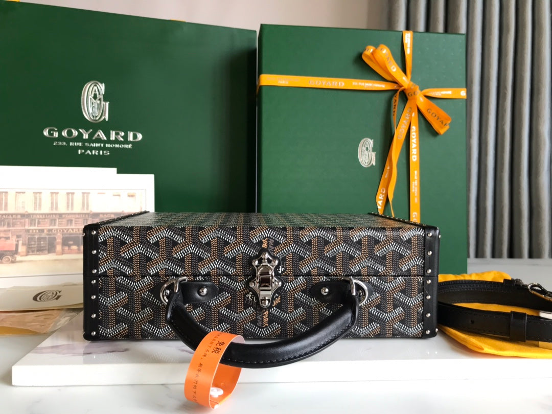 GRAND HÃ”TEL TRUNK BAG 24 IN BLACK GOYARDINE CANVAS AND CALFSKIN