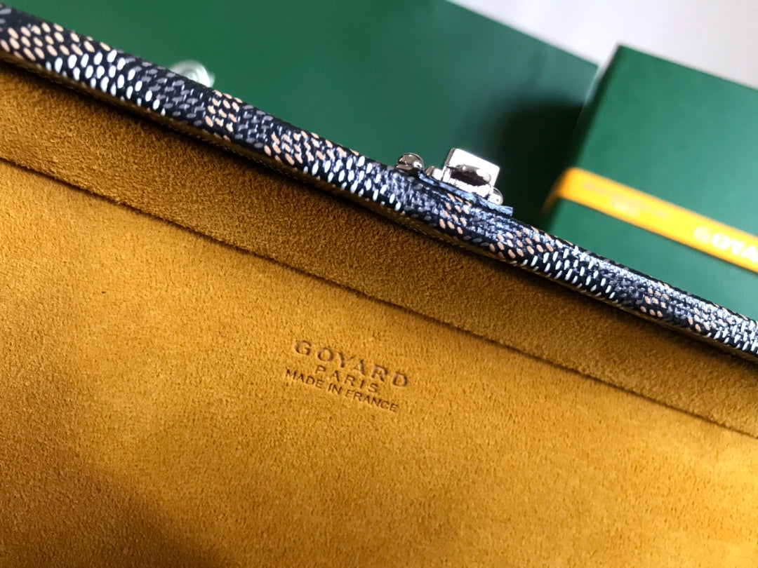 GRAND HÃ”TEL TRUNK BAG 24 IN BLACK GOYARDINE CANVAS AND CALFSKIN