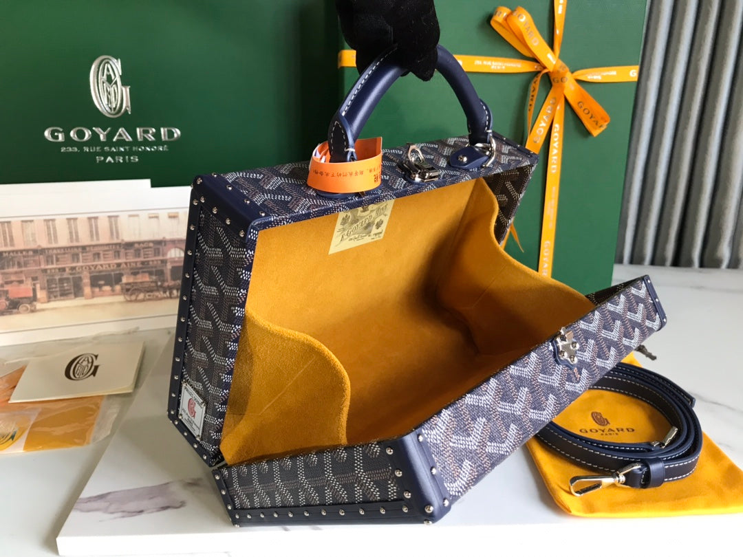 GRAND HÃ”TEL TRUNK BAG 24 IN NAVY BLUE GOYARDINE CANVAS AND CALFSKIN