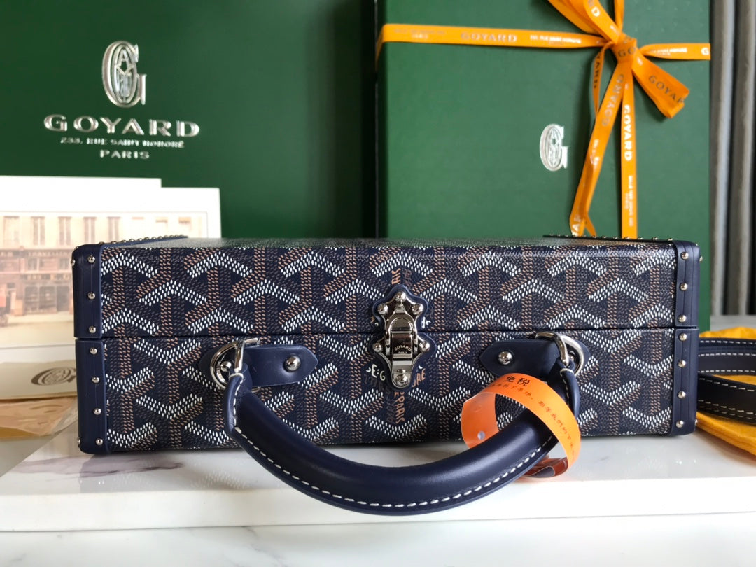 GRAND HÃ”TEL TRUNK BAG 24 IN NAVY BLUE GOYARDINE CANVAS AND CALFSKIN