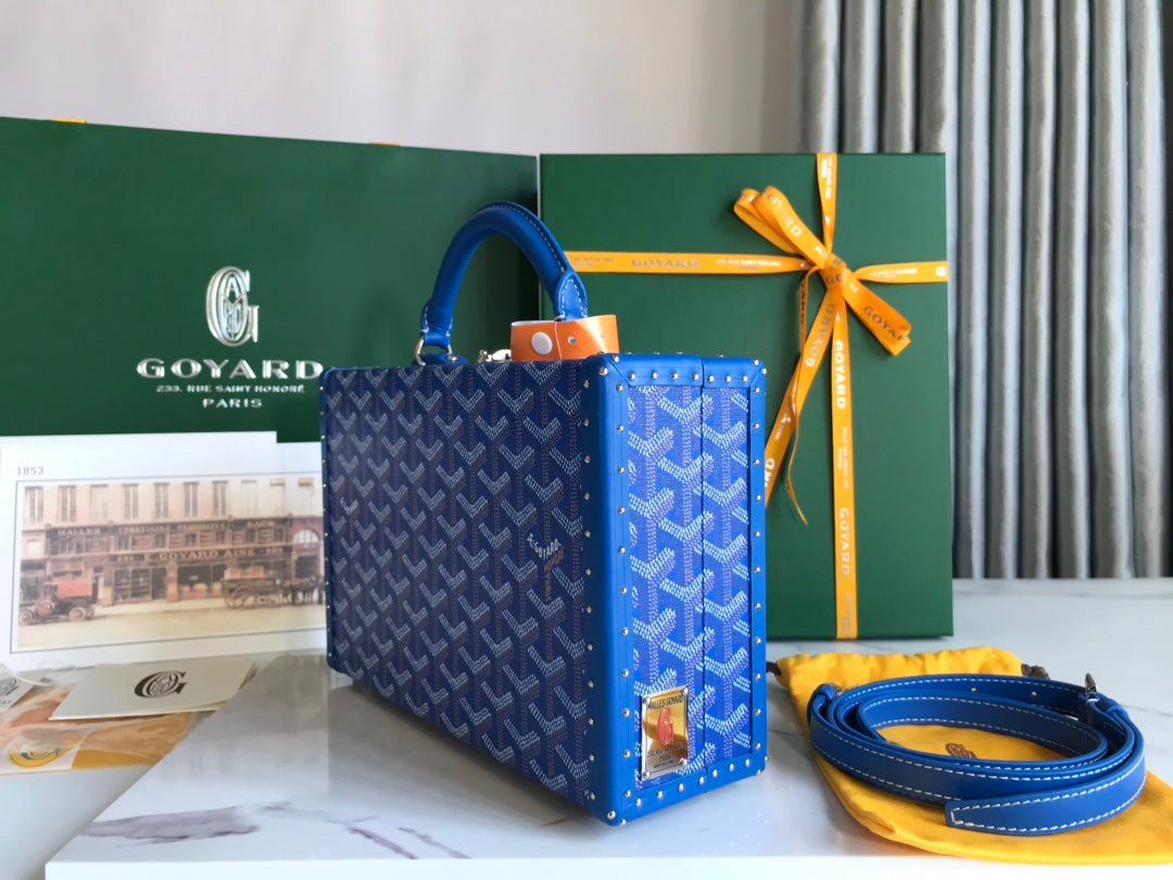 GRAND HÃ”TEL TRUNK BAG 24 IN BLUE GOYARDINE CANVAS AND CALFSKIN