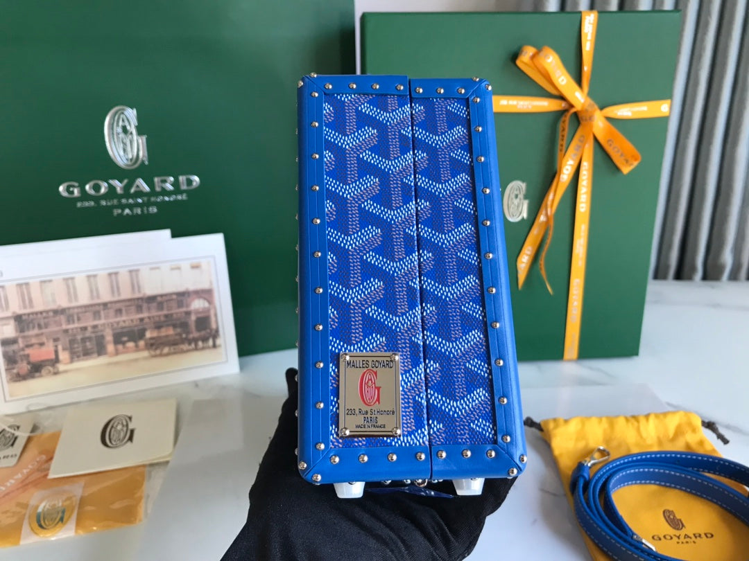 GRAND HÃ”TEL TRUNK BAG 24 IN BLUE GOYARDINE CANVAS AND CALFSKIN
