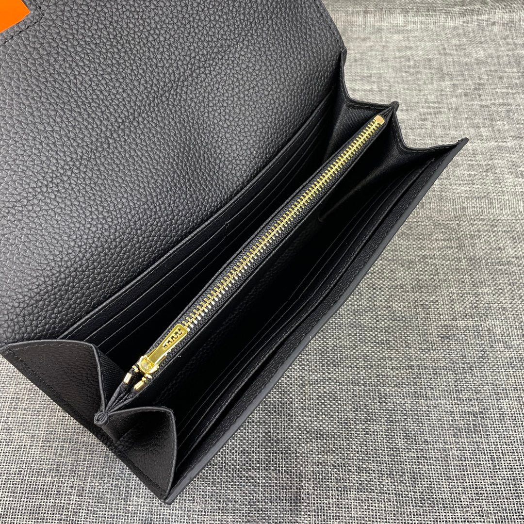 HM CLUTCH CONSTANCE 22 BLACK CALFSKIN GOLD HARDWARE