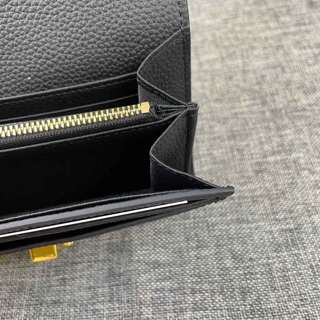 HM CLUTCH CONSTANCE 22 BLACK CALFSKIN GOLD HARDWARE