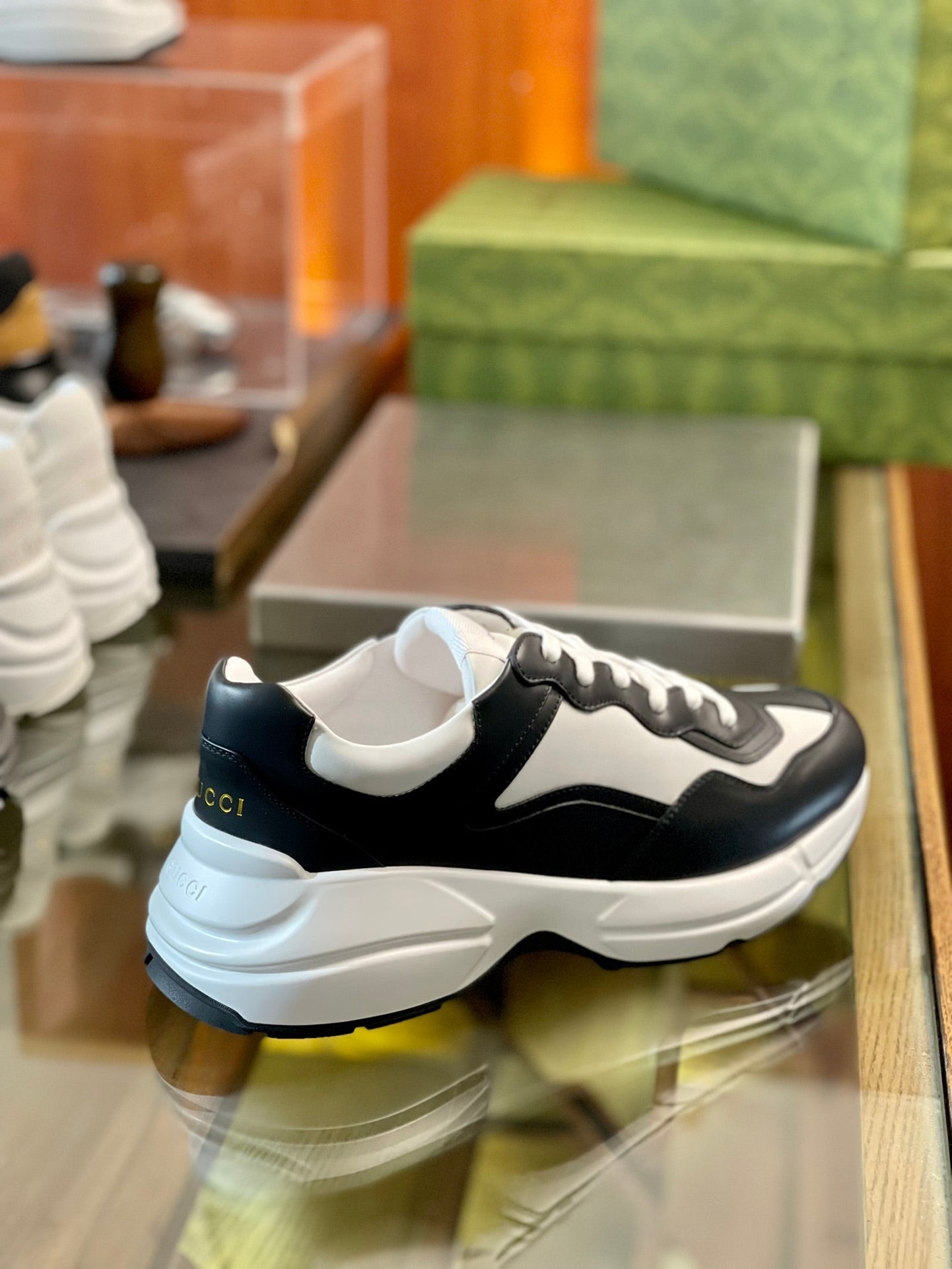 GG Men's Rhyton Sneaker Cowhide 524505