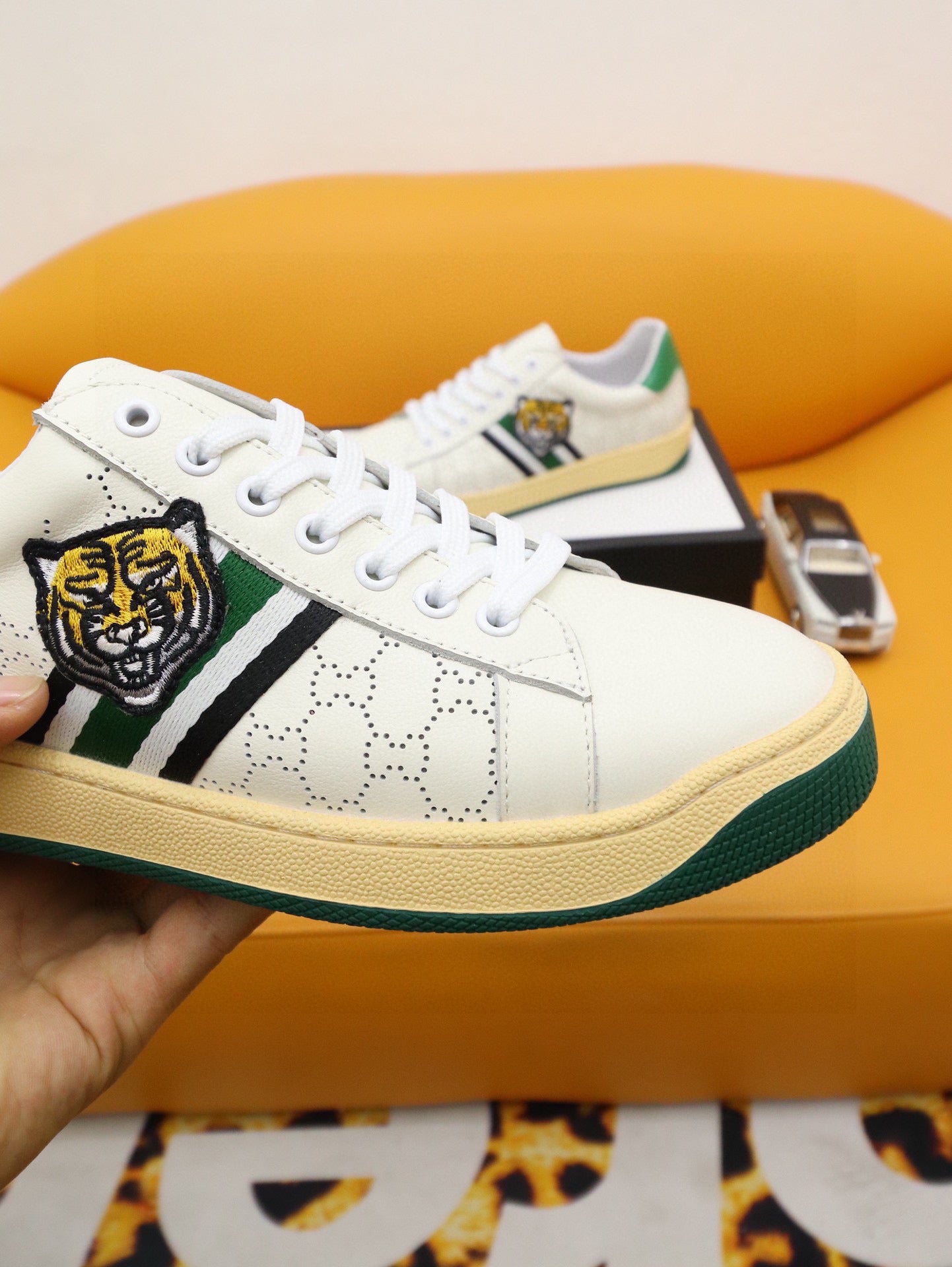 GG Men's Sneaker White Green Cowhide 522946