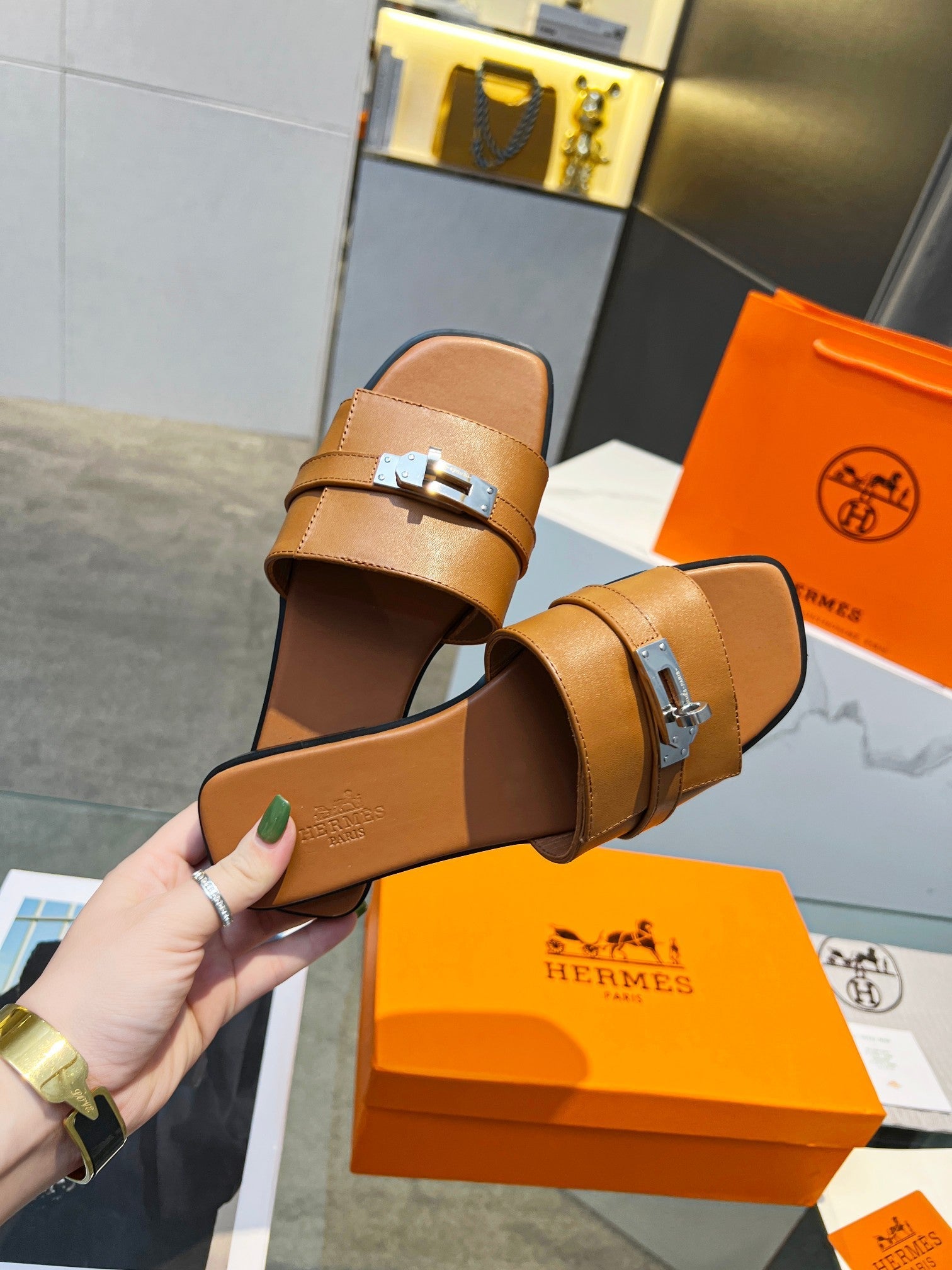 Giulia Sandal Tan Calfskin
