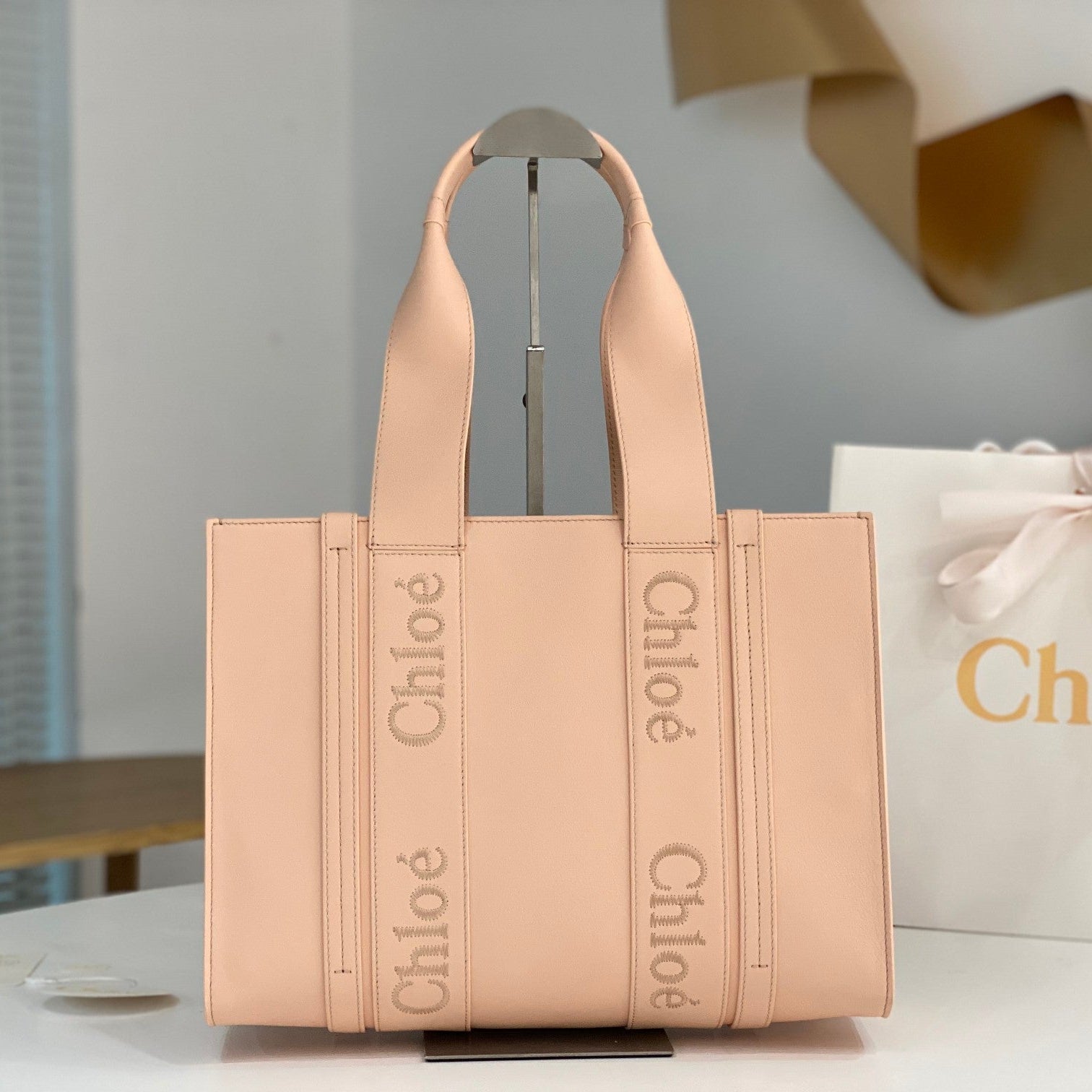 Chloé Woody tote bag pink calfskin 531241