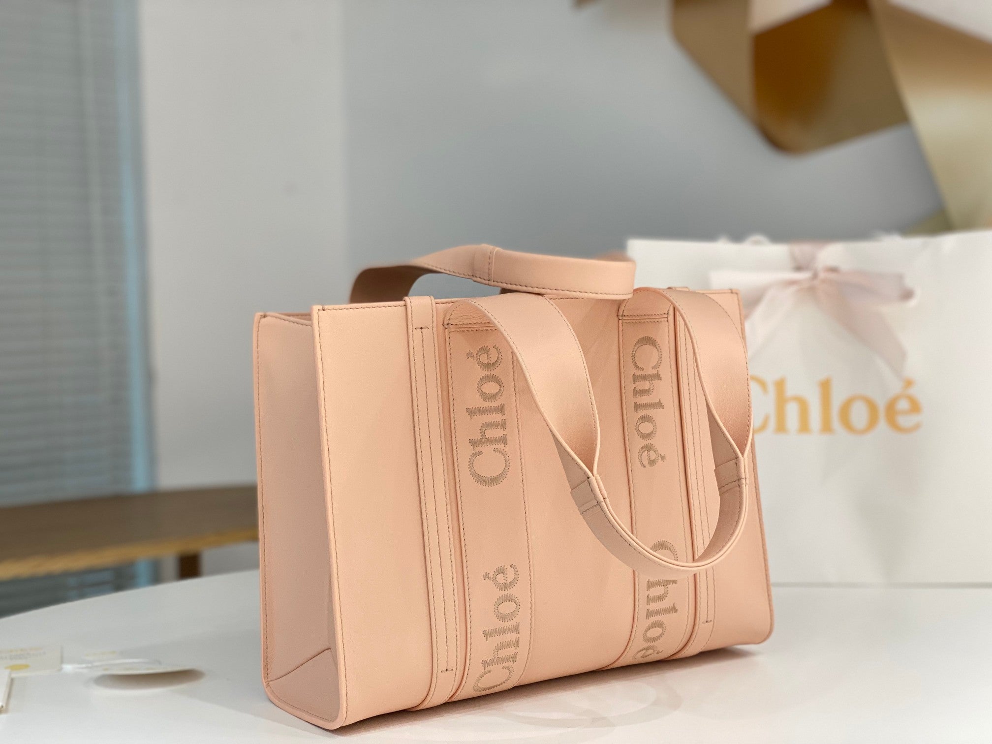 Chloé Woody tote bag pink calfskin 531241