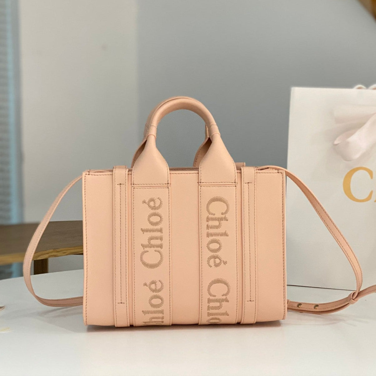Chloé Woody small tote bag pink calfskin